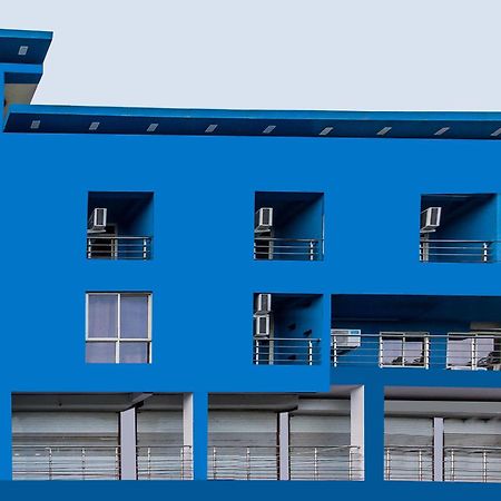 Jmc Hotel Blue Inn Indore Exterior foto